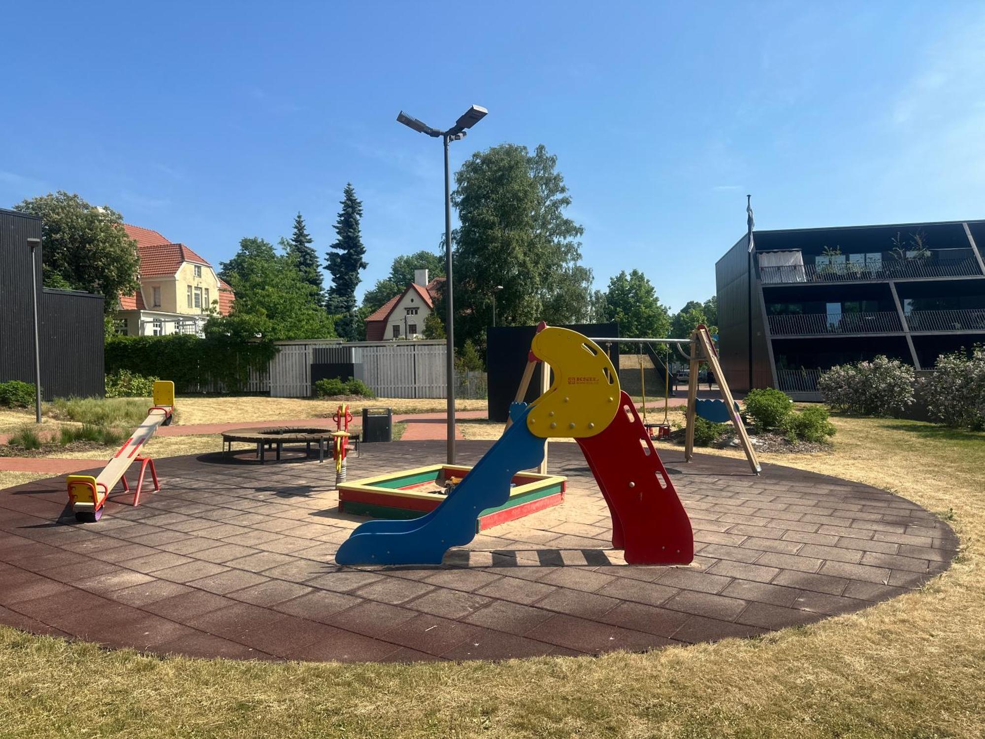Artisa Riia Str 20B Luxury Penthouse Apartment Tartu Zewnętrze zdjęcie